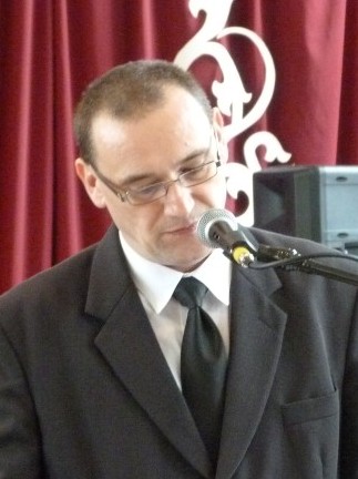 Krzysztof Wronka przemawia podczas Święta Patrona Szkoły - 2013.