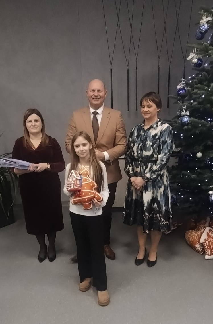 Tutaj powinien być opis