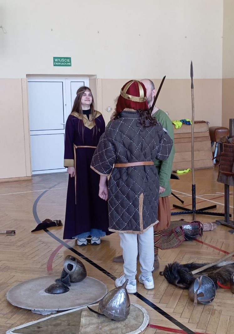 Tutaj powinien być opis