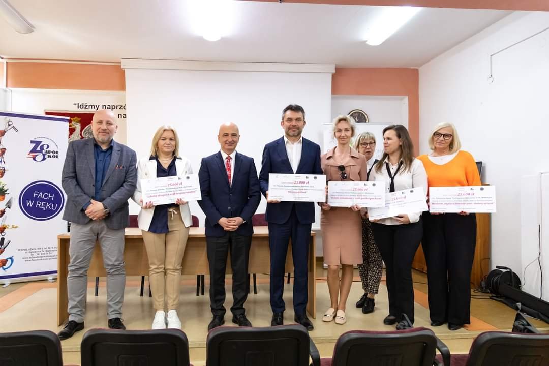 Tutaj powinien być opis