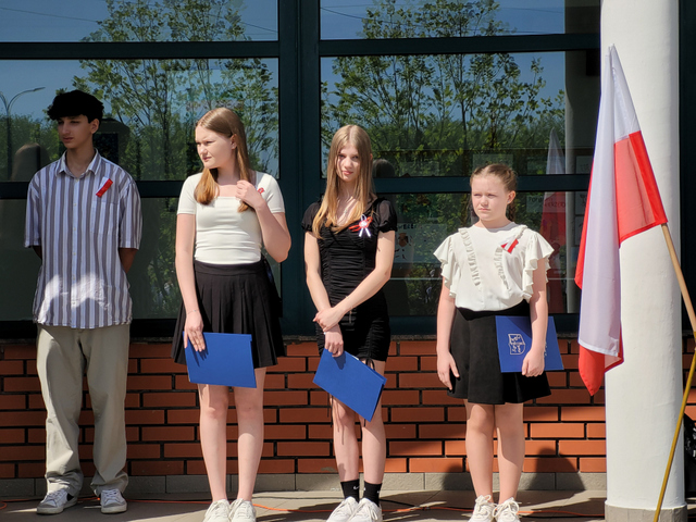 20240503__11_m.jpg [640x480]