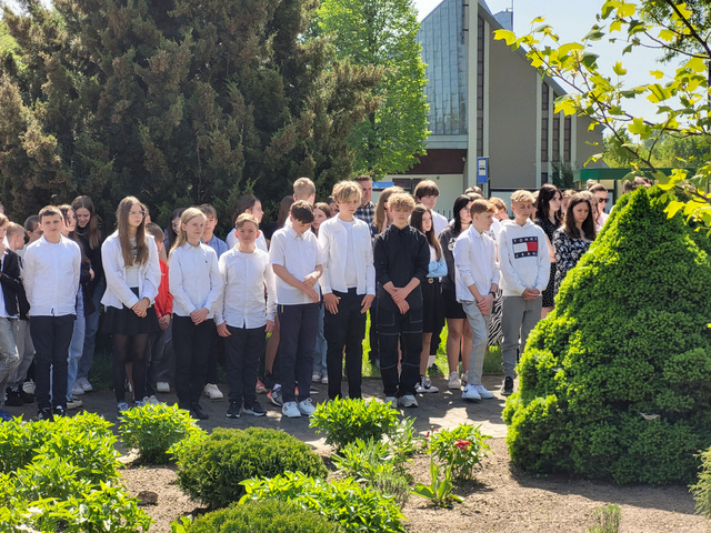 20240503__48_m.jpg [640x480]