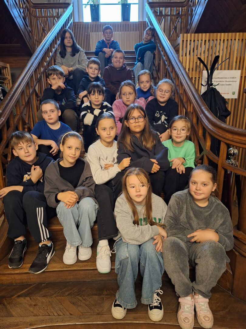 img_20241018_102703.jpg [1200x1600]
