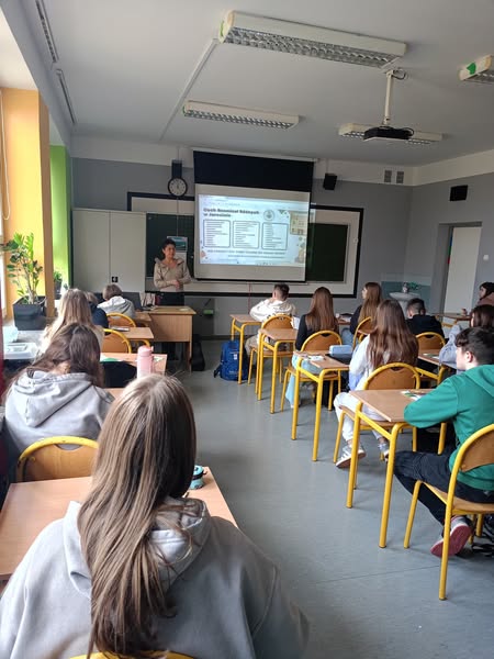 Tutaj powinien być opis