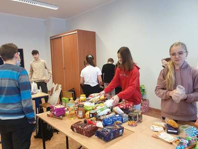 received_209149221302869jpeg [400x300]