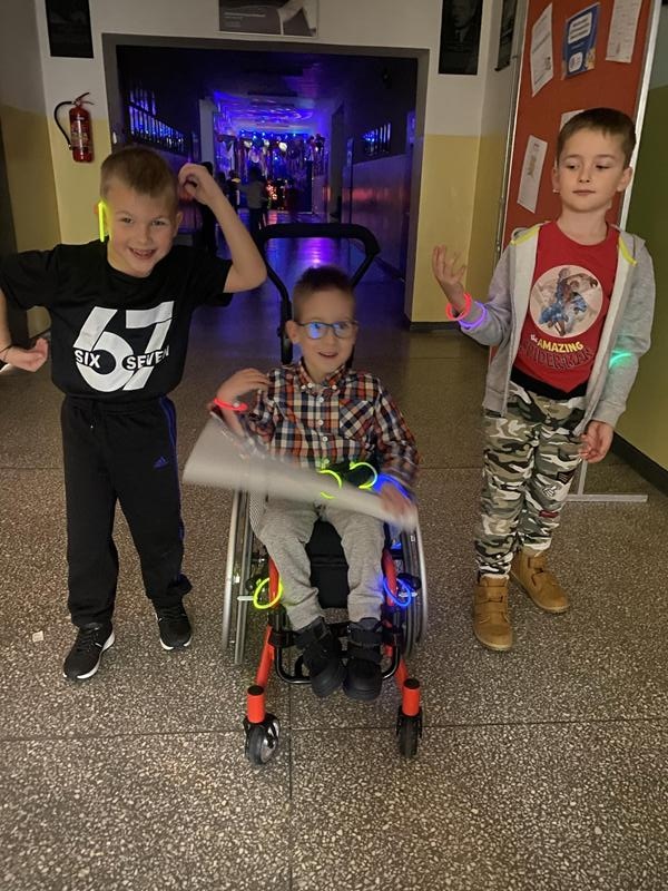 Tutaj powinien być opis obrazka