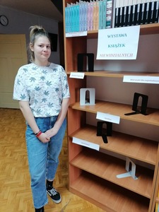 Wystawa książek niewidzialnych