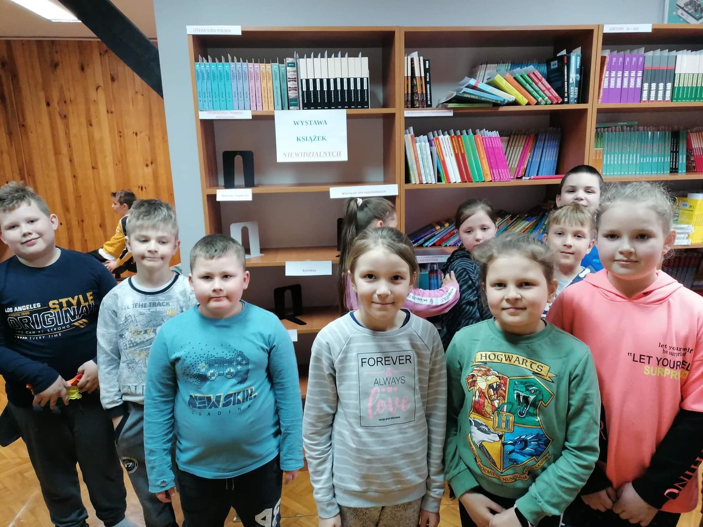 Wystawa książek niewidzialnych