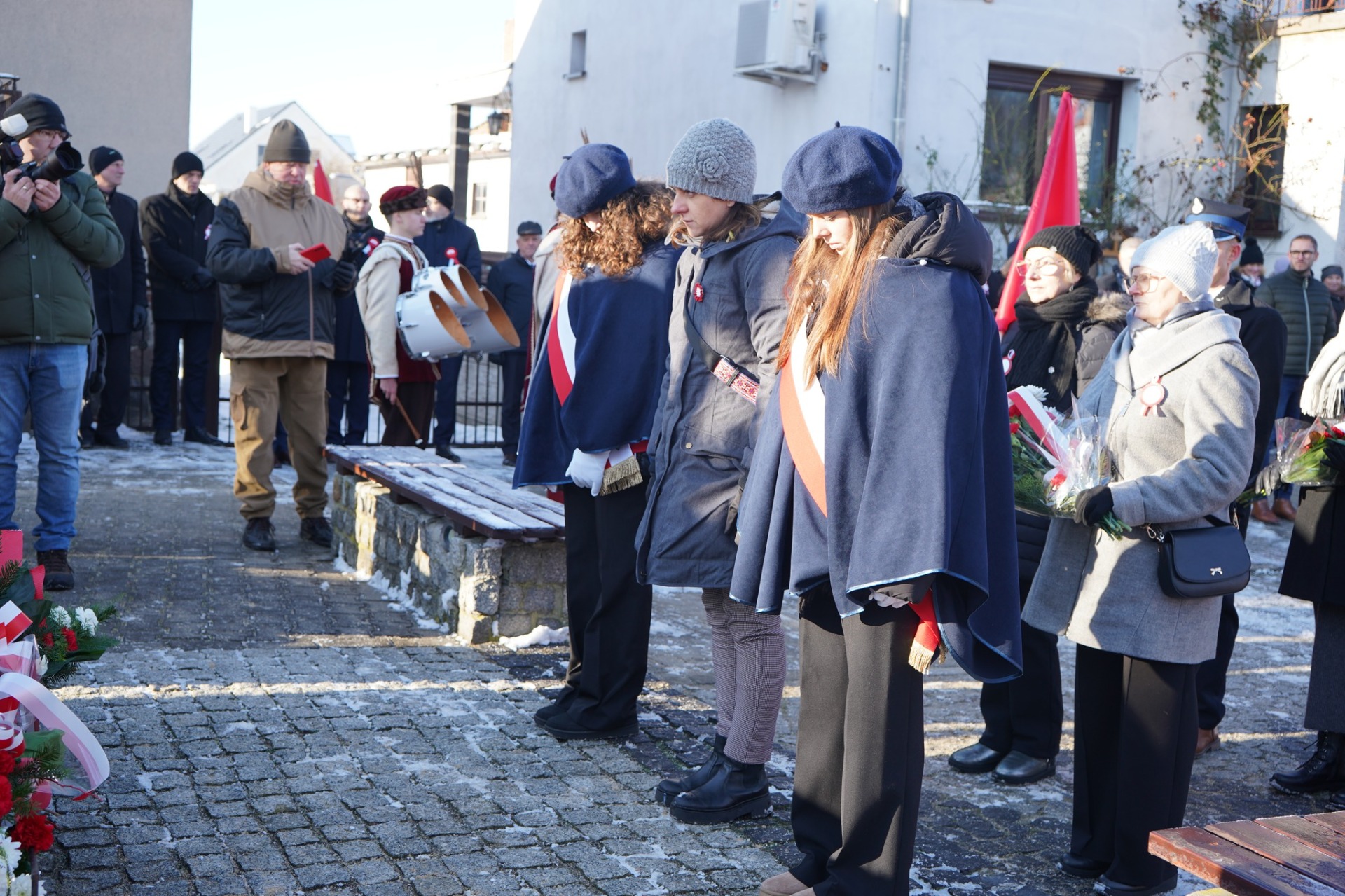 Tutaj powinien być opis obrazka