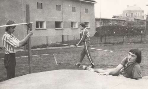 Odpoczynek skoczków - 1976