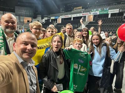 Zdjęcie grupowe z Wójtem Gminy Jonkowo.