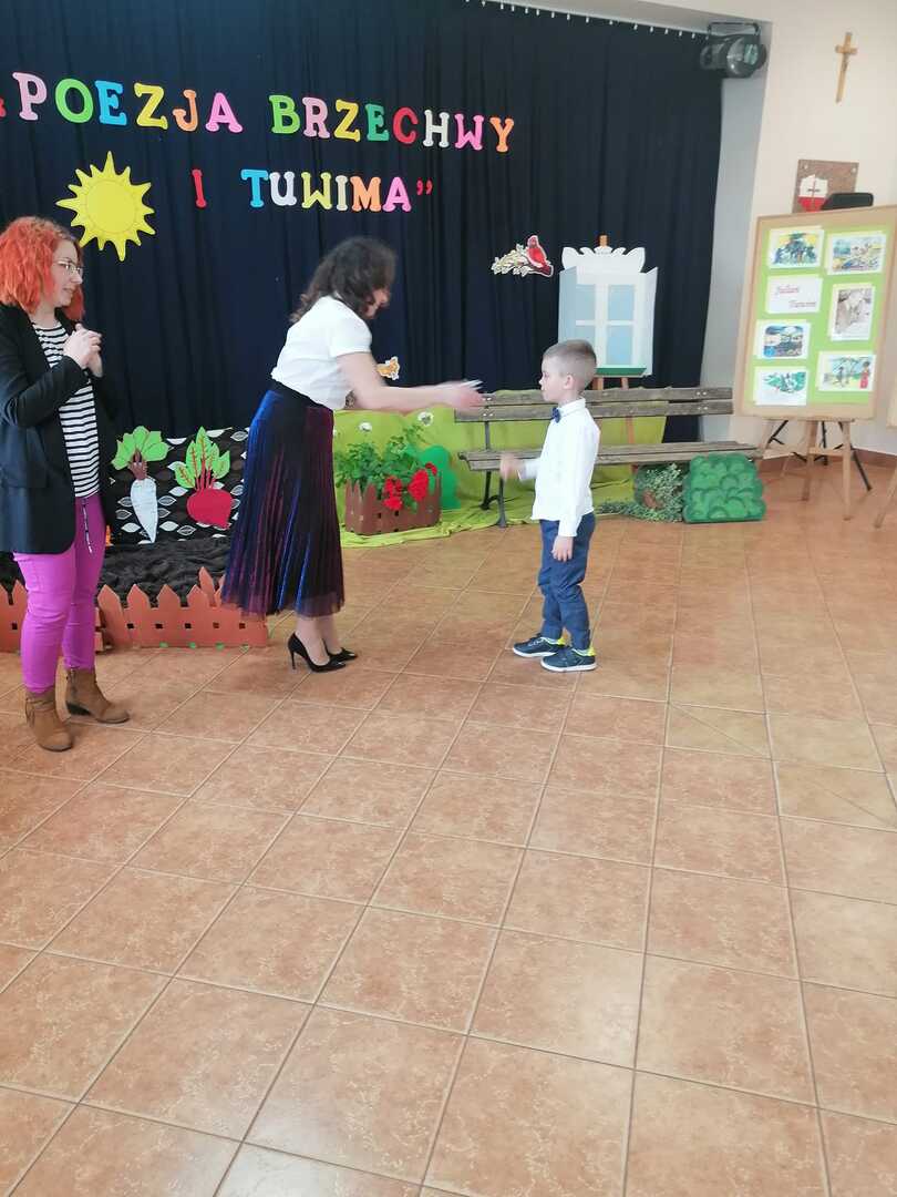 Tutaj powinien być opis obrazka