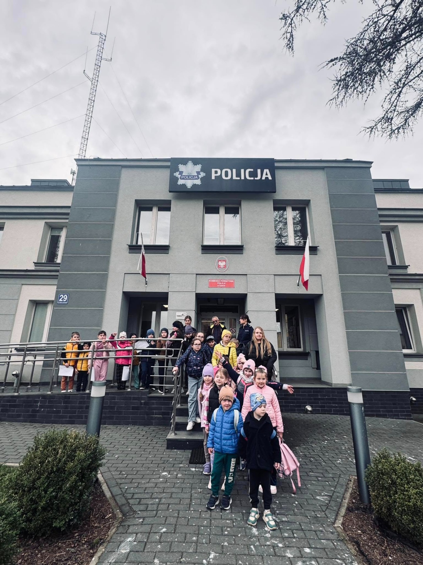 Tutaj powinien być opis obrazka