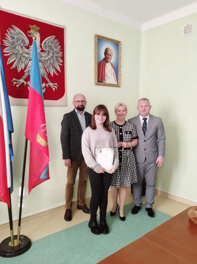Tutaj powinien być opis