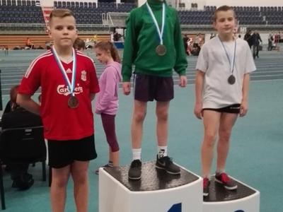 Bieg na 200 m - chłopcy - 
Olewiński Oliwier - 3 miejsce
