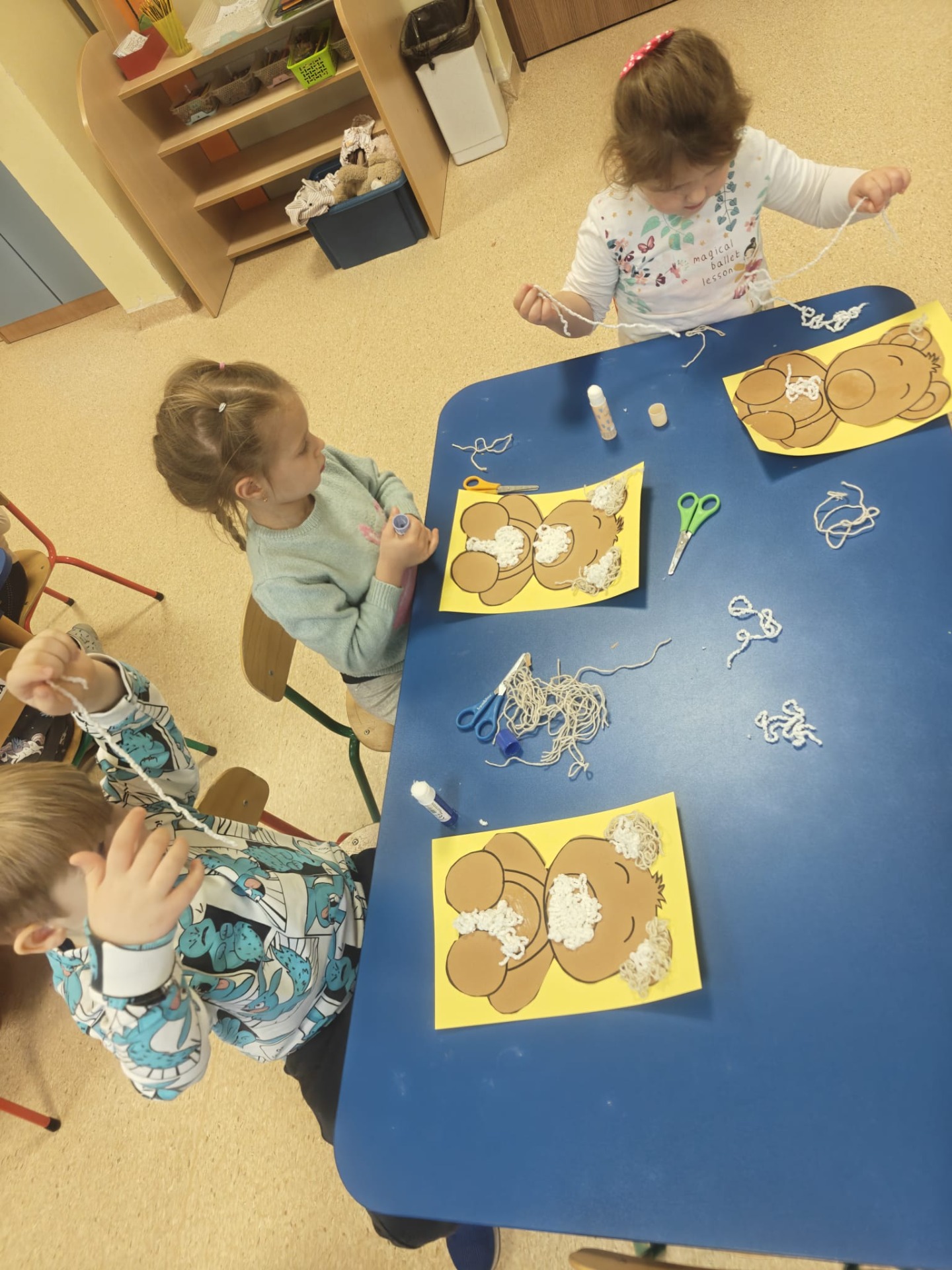 Tutaj powinien być opis obrazka