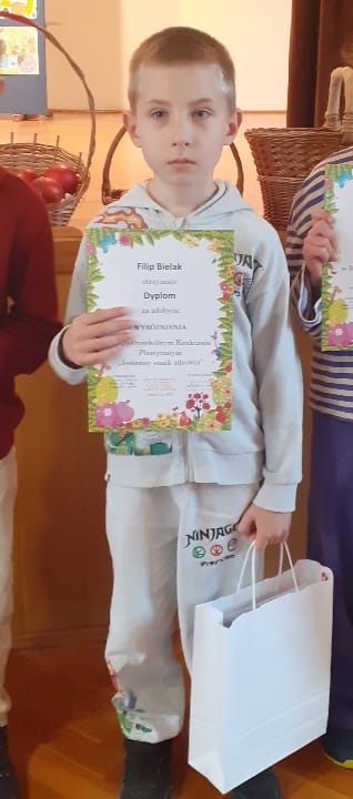 Tutaj powinien być opis obrazka