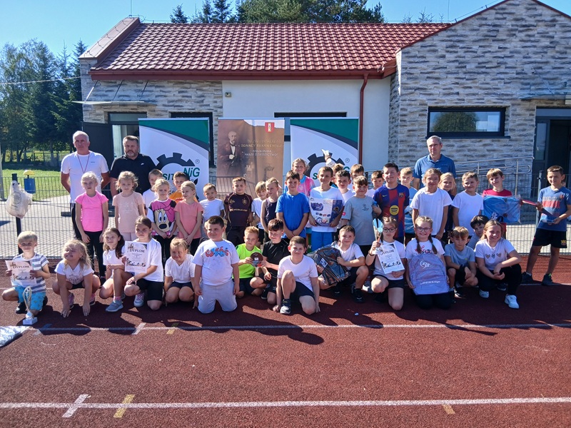 Zawody sportowe „Na sportowo, bezpiecznie i zdrowo z Ignacym Łukasiewiczem”