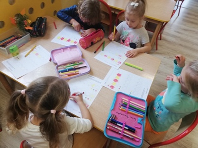 Tutaj powinien być opis obrazka