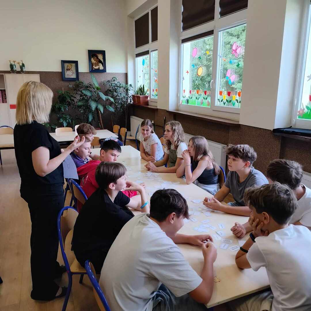 Tutaj powinien być opis obrazka