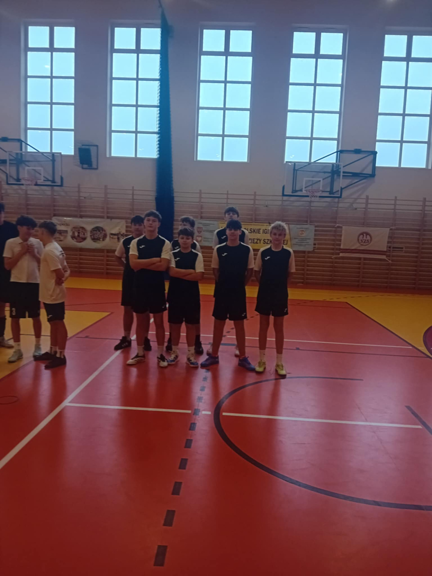 Tutaj powinien być opis obrazka