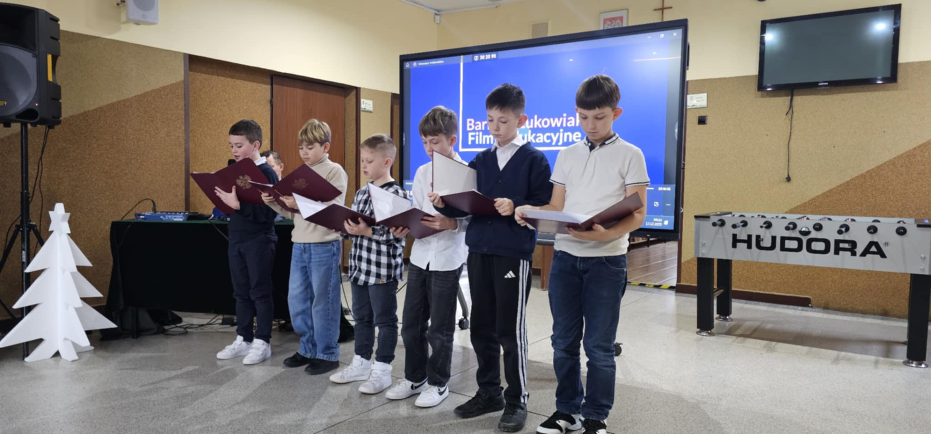 Tutaj powinien być opis obrazka