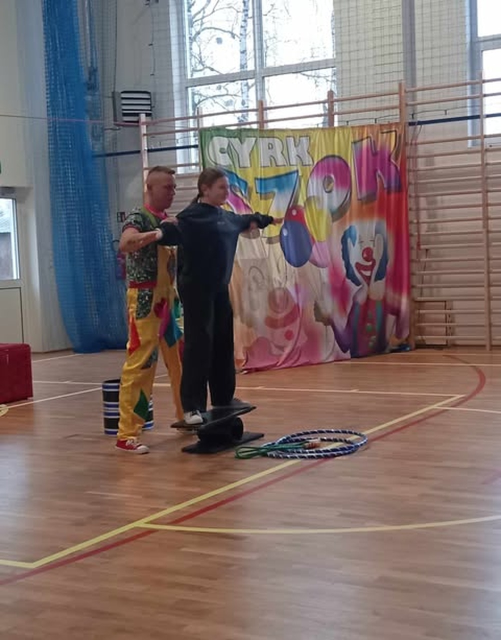 Tutaj powinien być opis obrazka