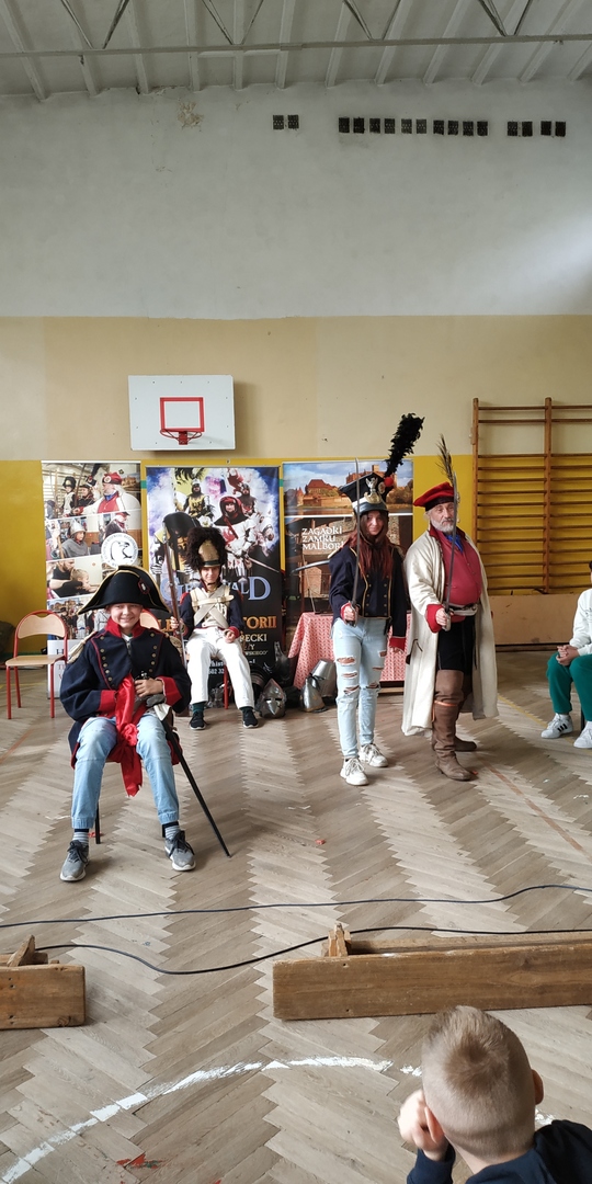 Tutaj powinien być opis obrazka