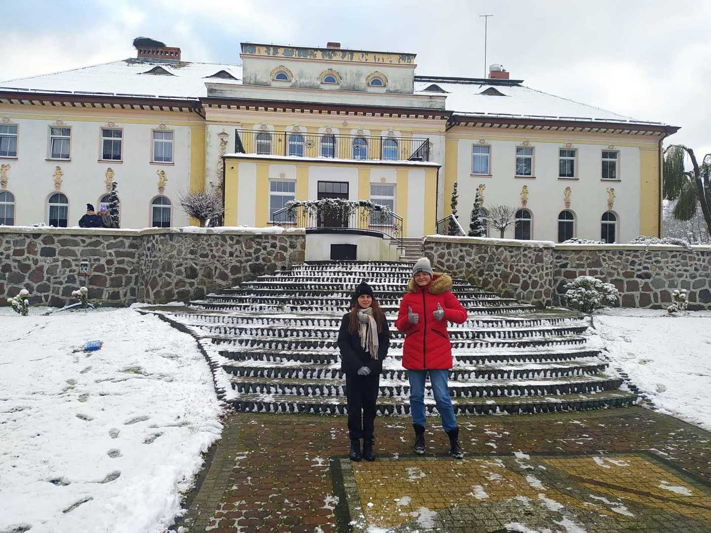 Tutaj powinien być opis obrazka