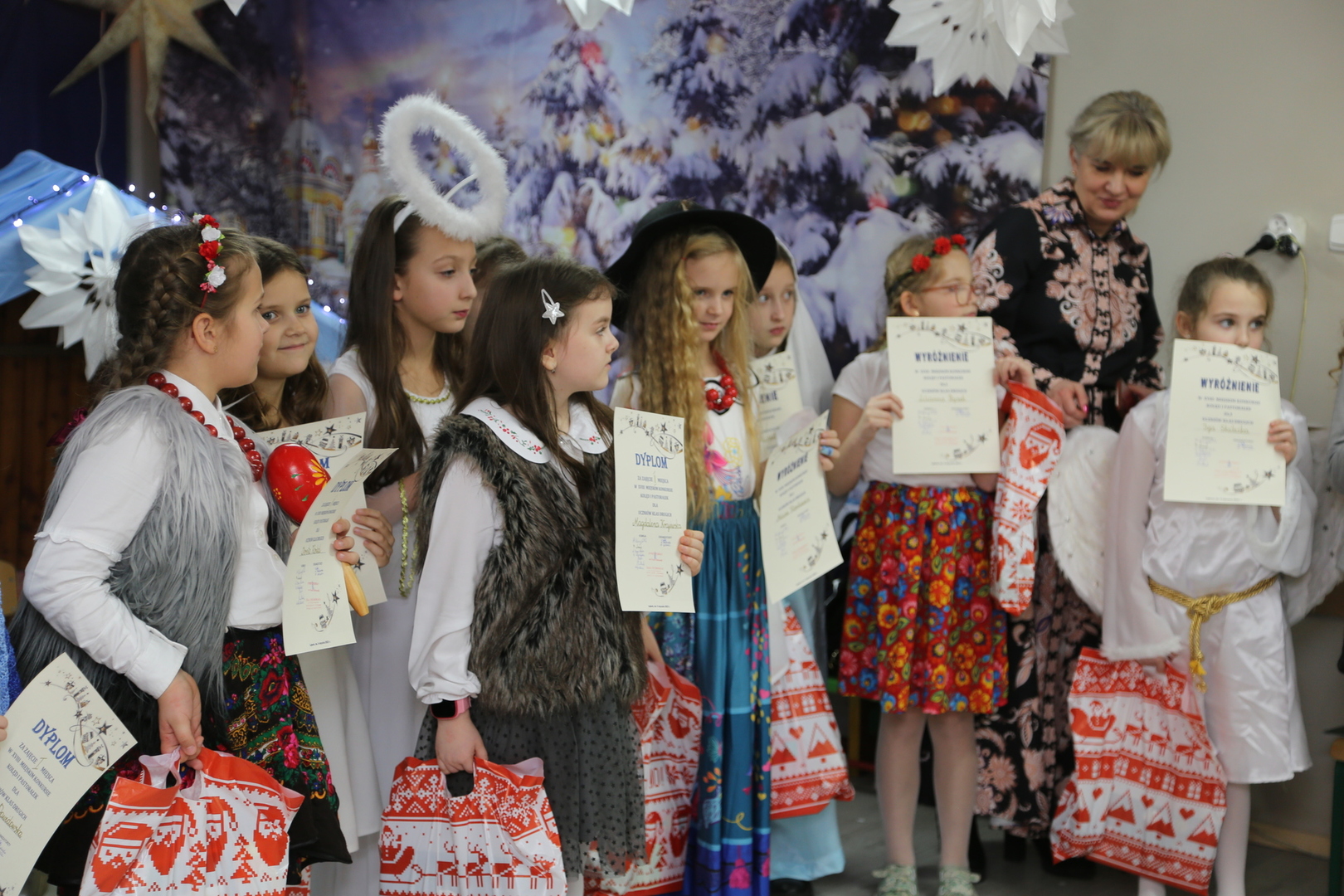 Tutaj powinien być opis obrazka