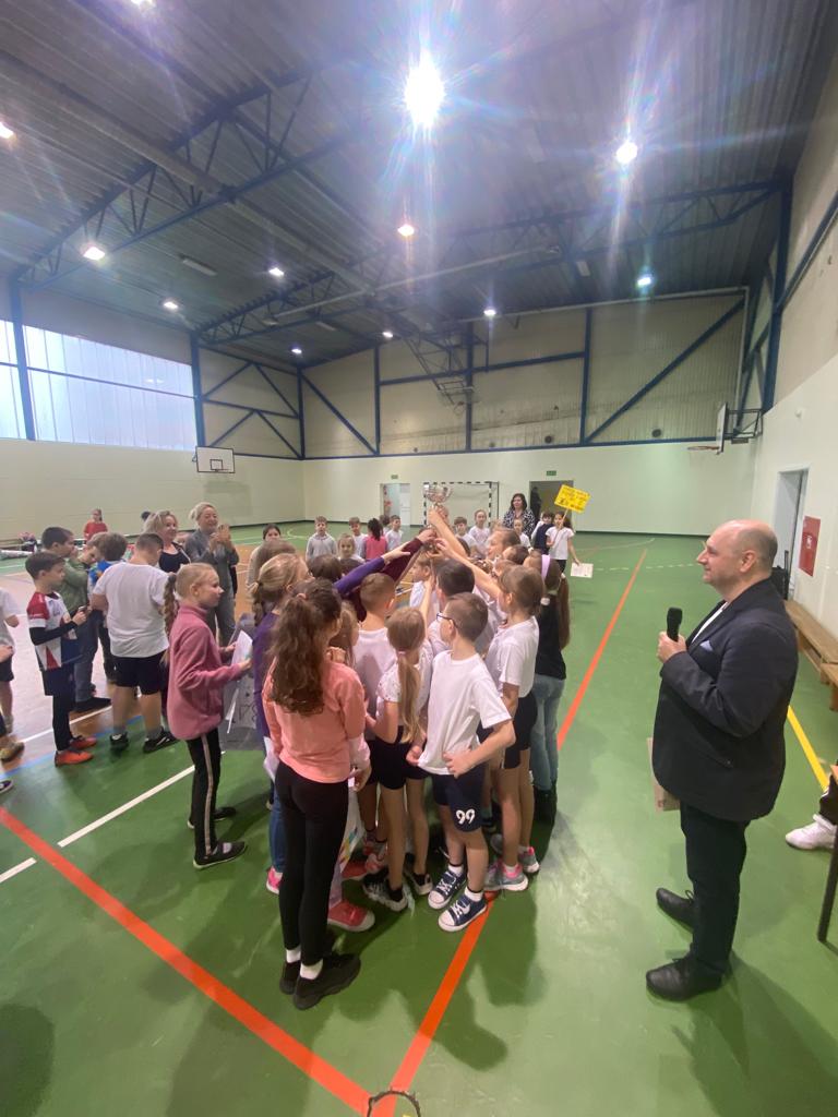 Tutaj powinien być opis obrazka