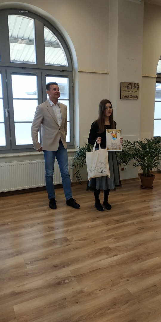 Tutaj powinien być opis obrazka