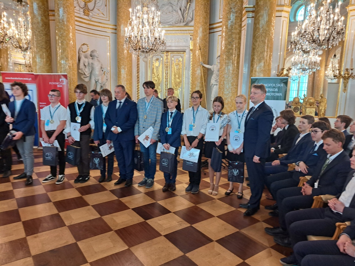 Tutaj powinien być opis obrazka