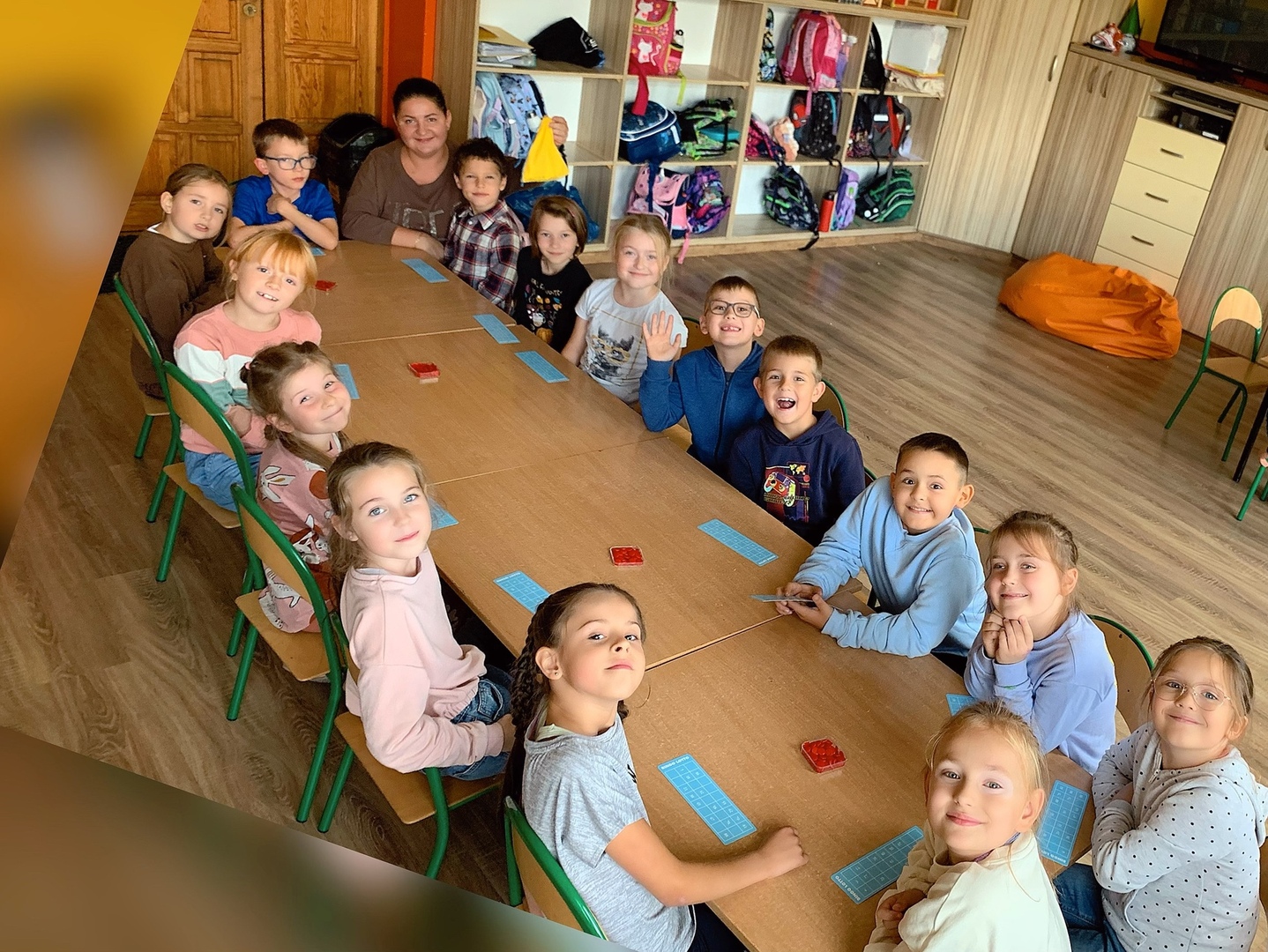 Tutaj powinien być opis obrazka