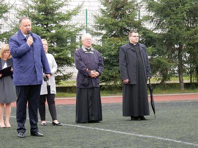 przemawia burmistrz Zielonki pan Grzegorz Dudzik