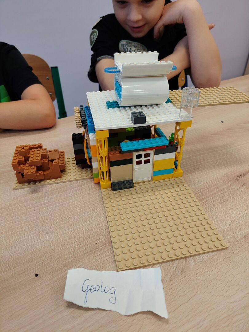 1000013493.jpg [3072x4096]