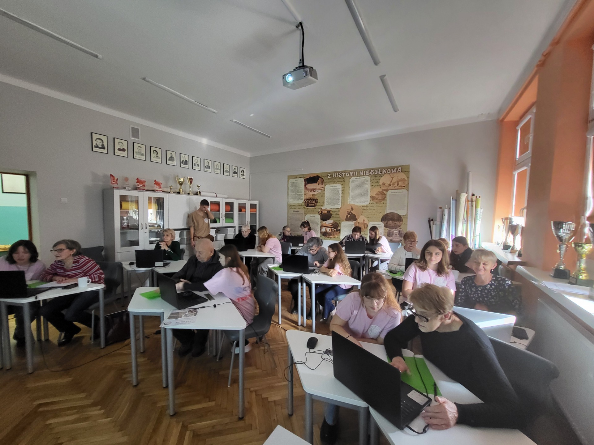 Tutaj powinien być opis