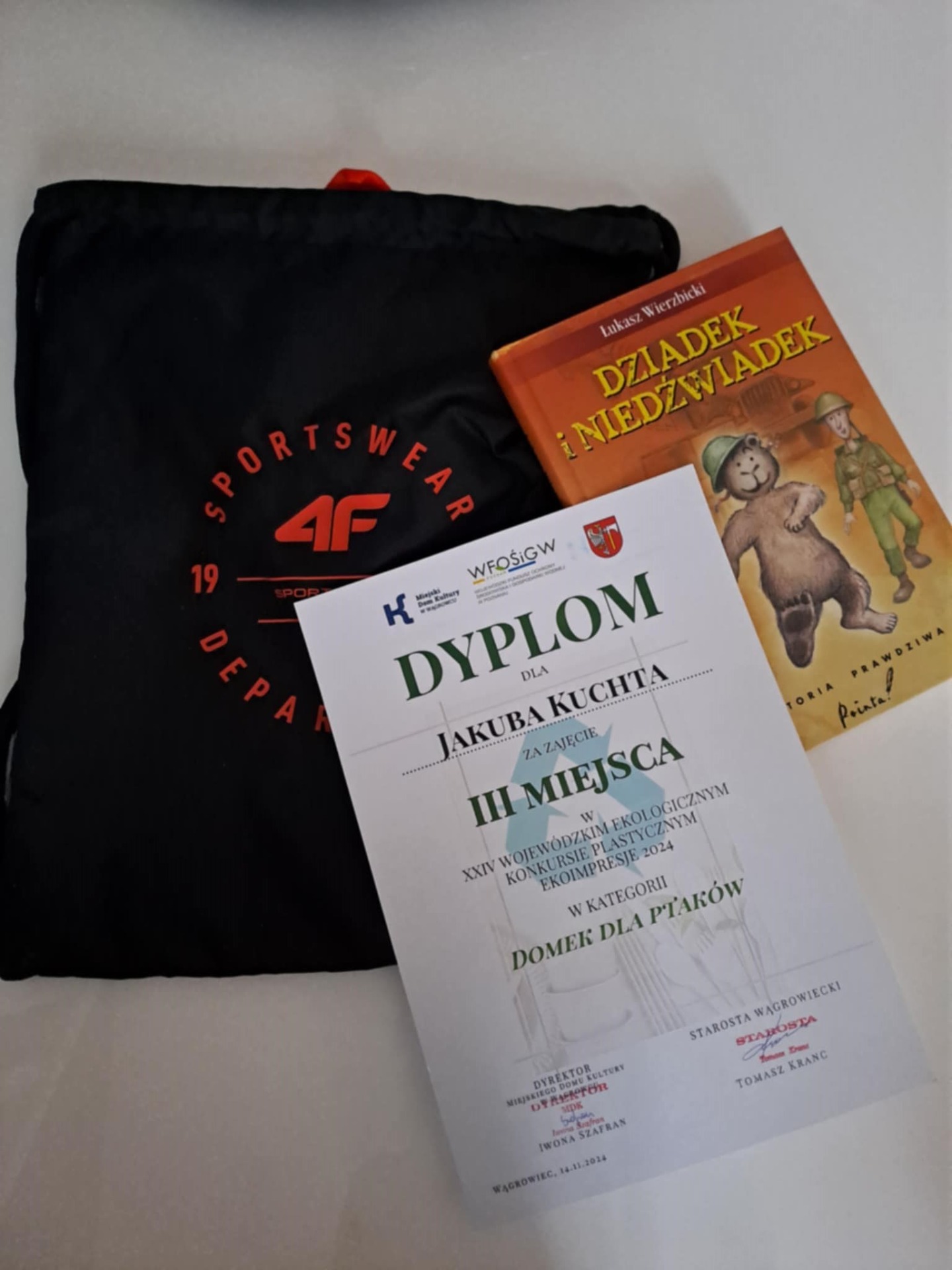 Tutaj powinien być opis