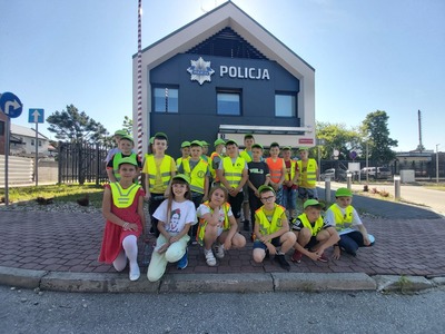 III b na Komisariacie Policji w Chmielniku.