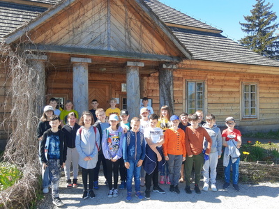 Wycieczka do Ciekot klasa 4b i 4e.