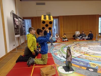 Wycieczka do GEOPARKU i kina klas 6d i 6e