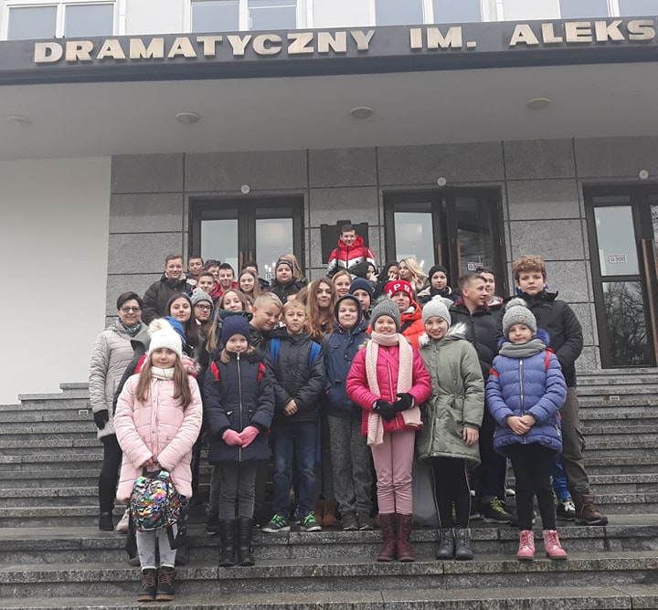 Szkoła Podstawowa Nr 9 Im Króla Jana Iii Sobieskiego Szkoła Podstawowa im. Jana III Sobieskiego w Płonce Kościelnej - WIZYTA