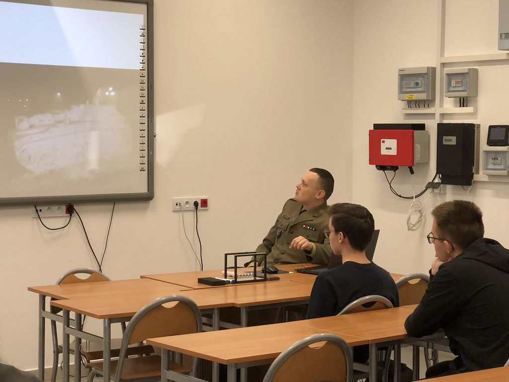 Tutaj powinien być opis