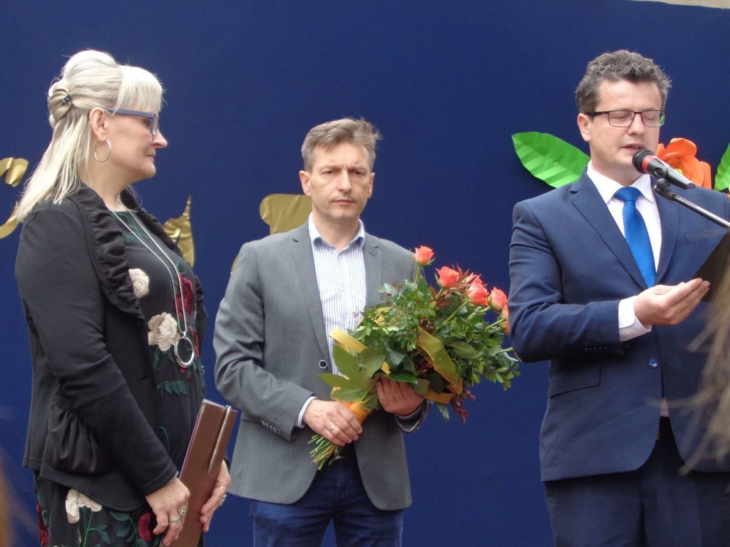 Tutaj powinien być opis obrazka