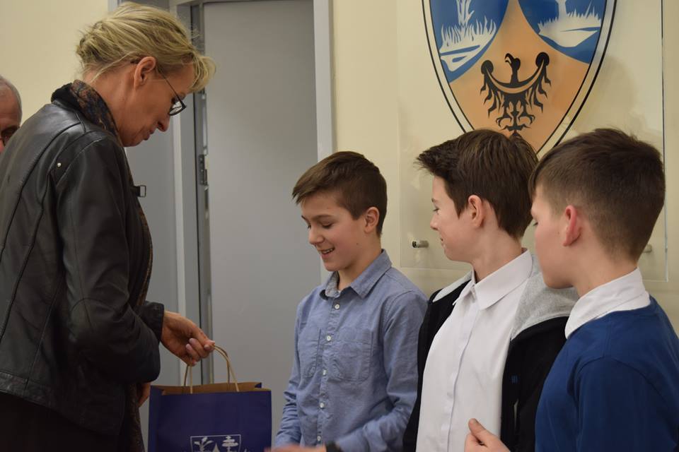 Tutaj powinien być opis obrazka