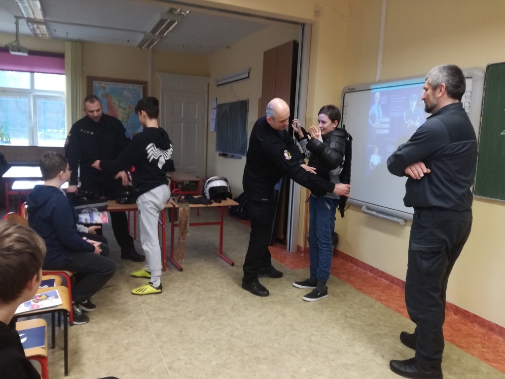 Tutaj powinien być opis obrazka