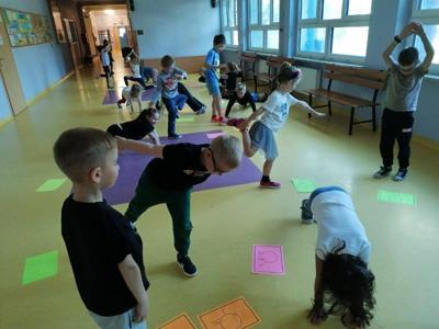 DZIEŃ KROPKI W 1A
