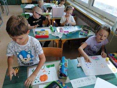 DZIEŃ KROPKI W 1A