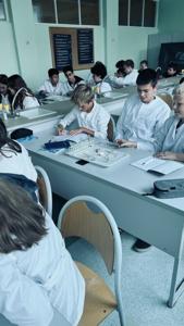 LABORATORIA NA LEKCJACH CHEMII