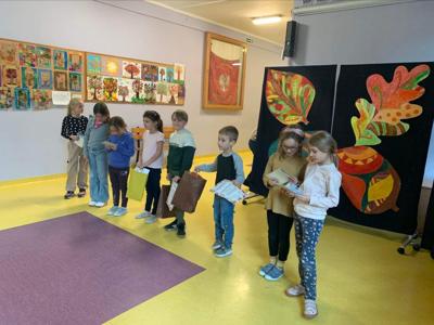 CEREMONIA WRĘCZENIA NAGRÓD W KONKURSIE ''JESIENNE DRZEWO"